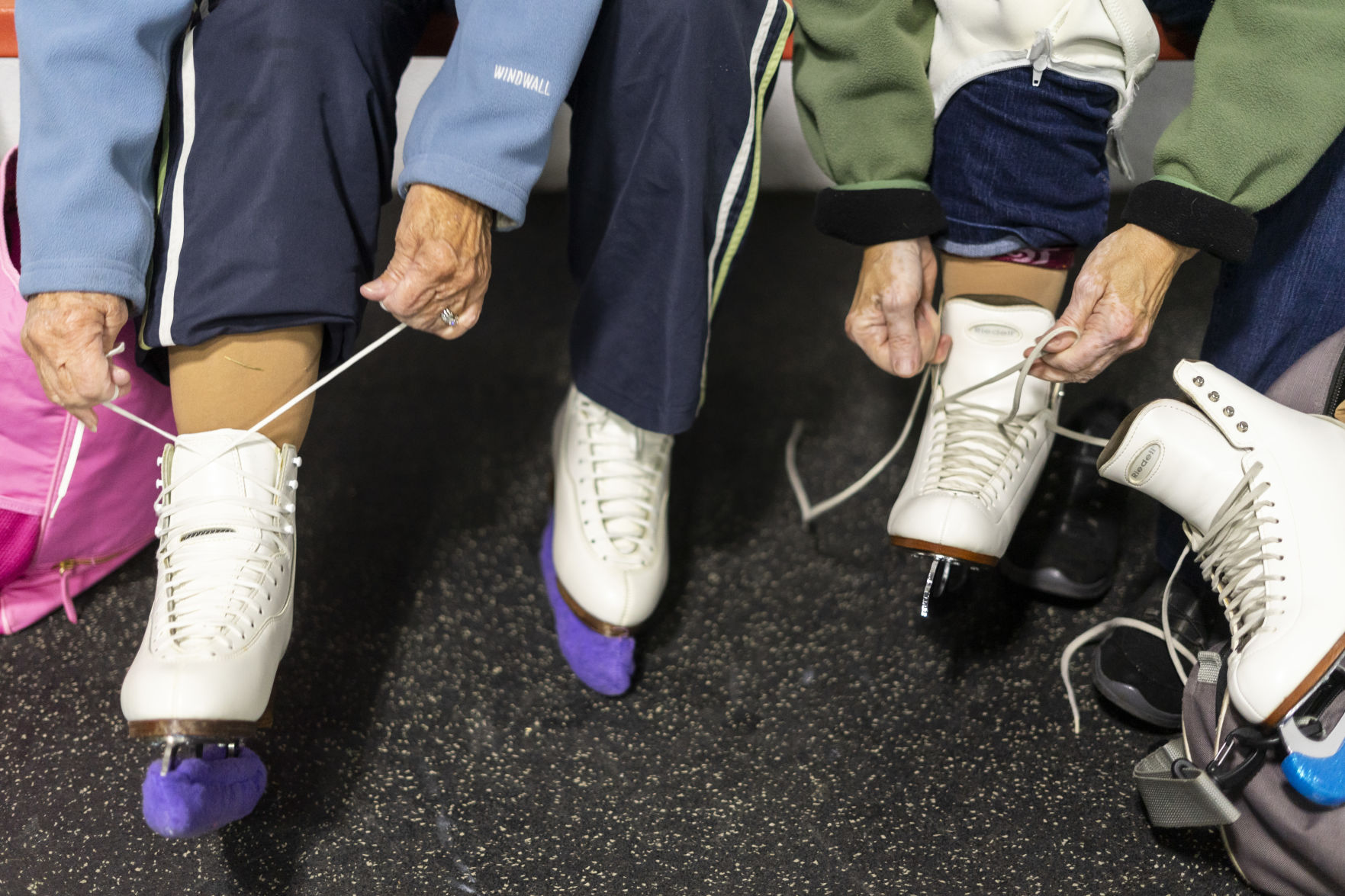 0918_wdj_skating_JH_02.jpg